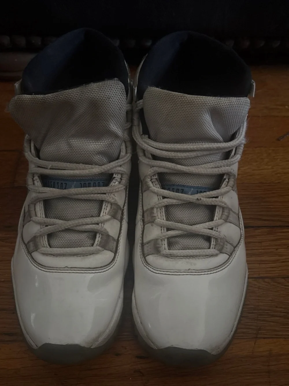 Jordan Men's White and Light Gray Sneakers